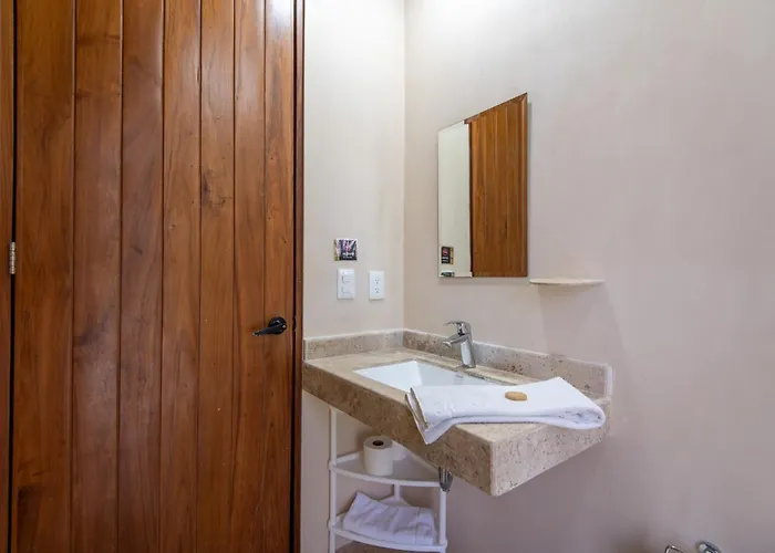 Jungle Loft With Terrace & Natural Light - Santuario Boutique Apartment *